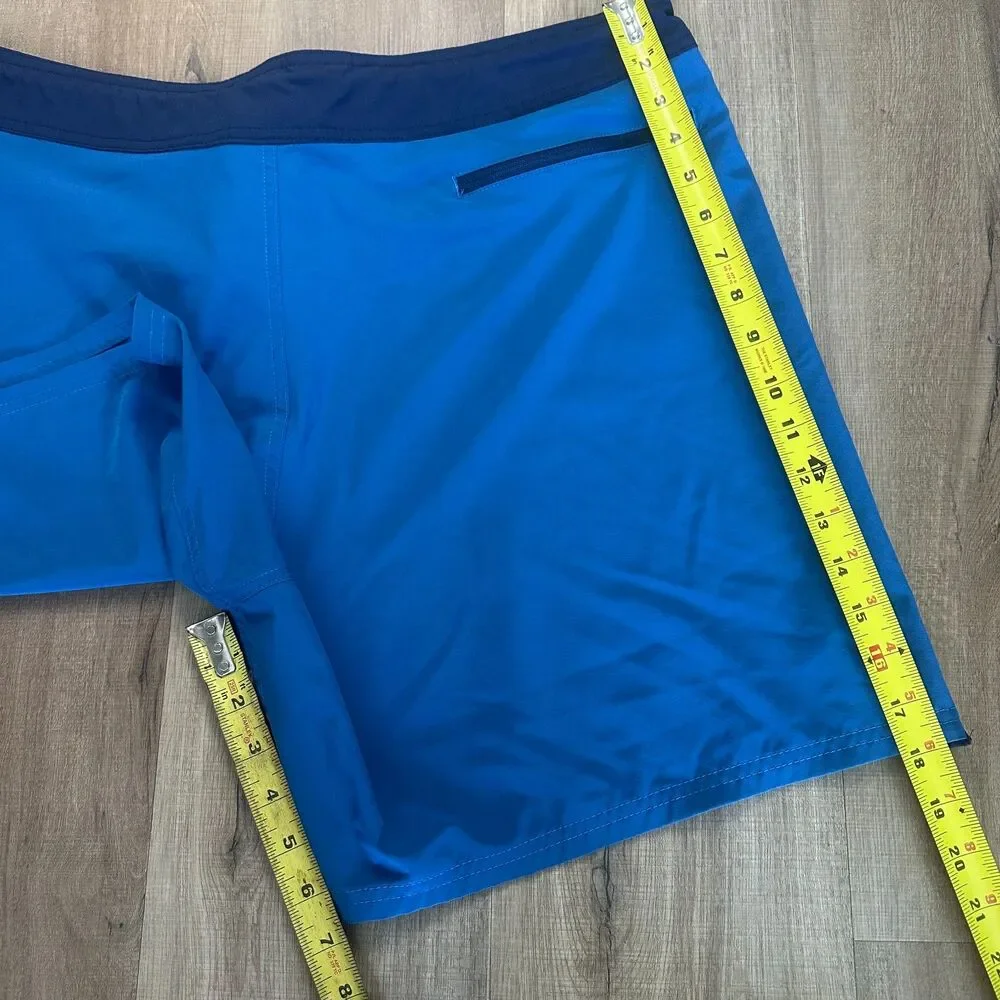 Nike Swim Men's Size 38 Essential Vital 7